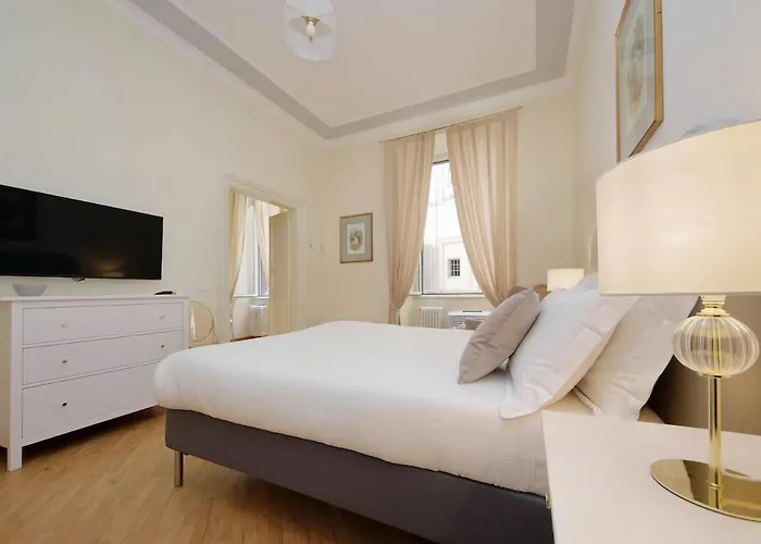 Castel Sant'angelo Elegant Jacobus House Apartment